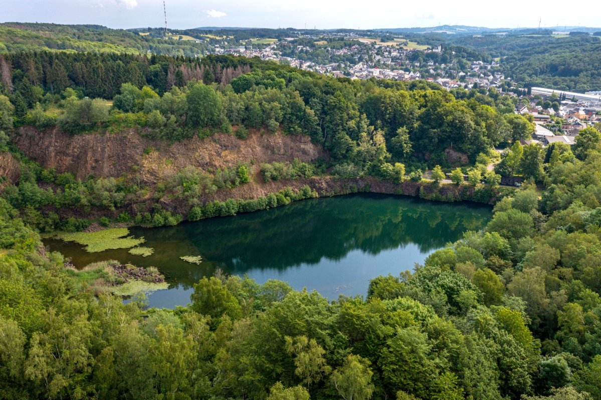 Luftaufnahme des Basaltparks