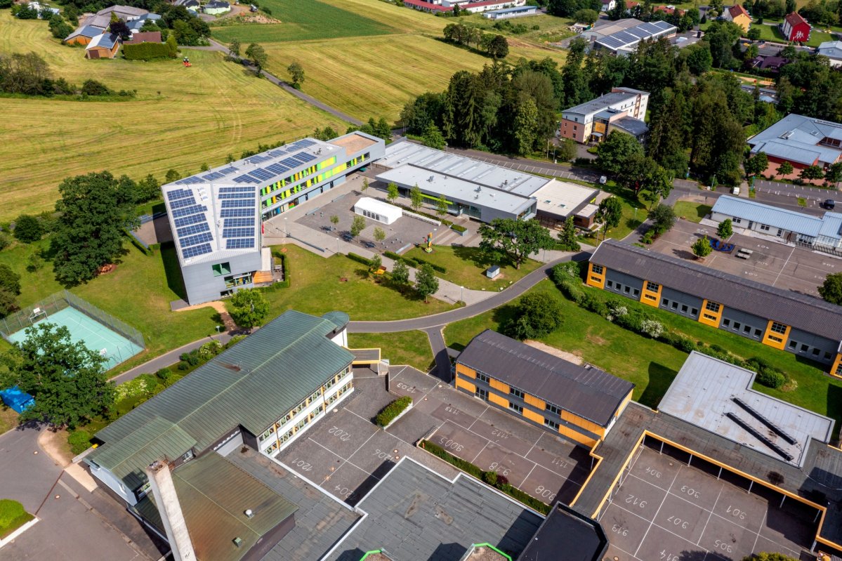 Luftaufnahme des Schulzentrums Bad Marienberg