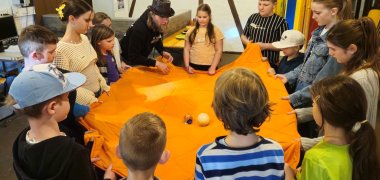 Teilnehmer bei den Experimenten.