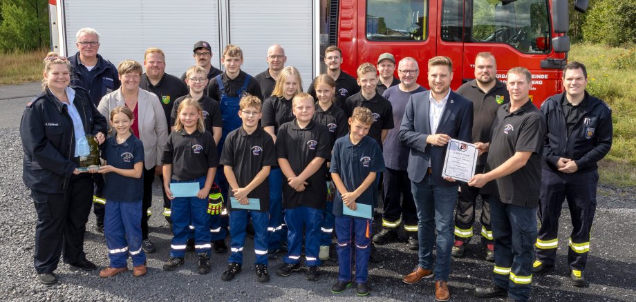 die Jugendfeuerwehr bei ihrem Jubiläum